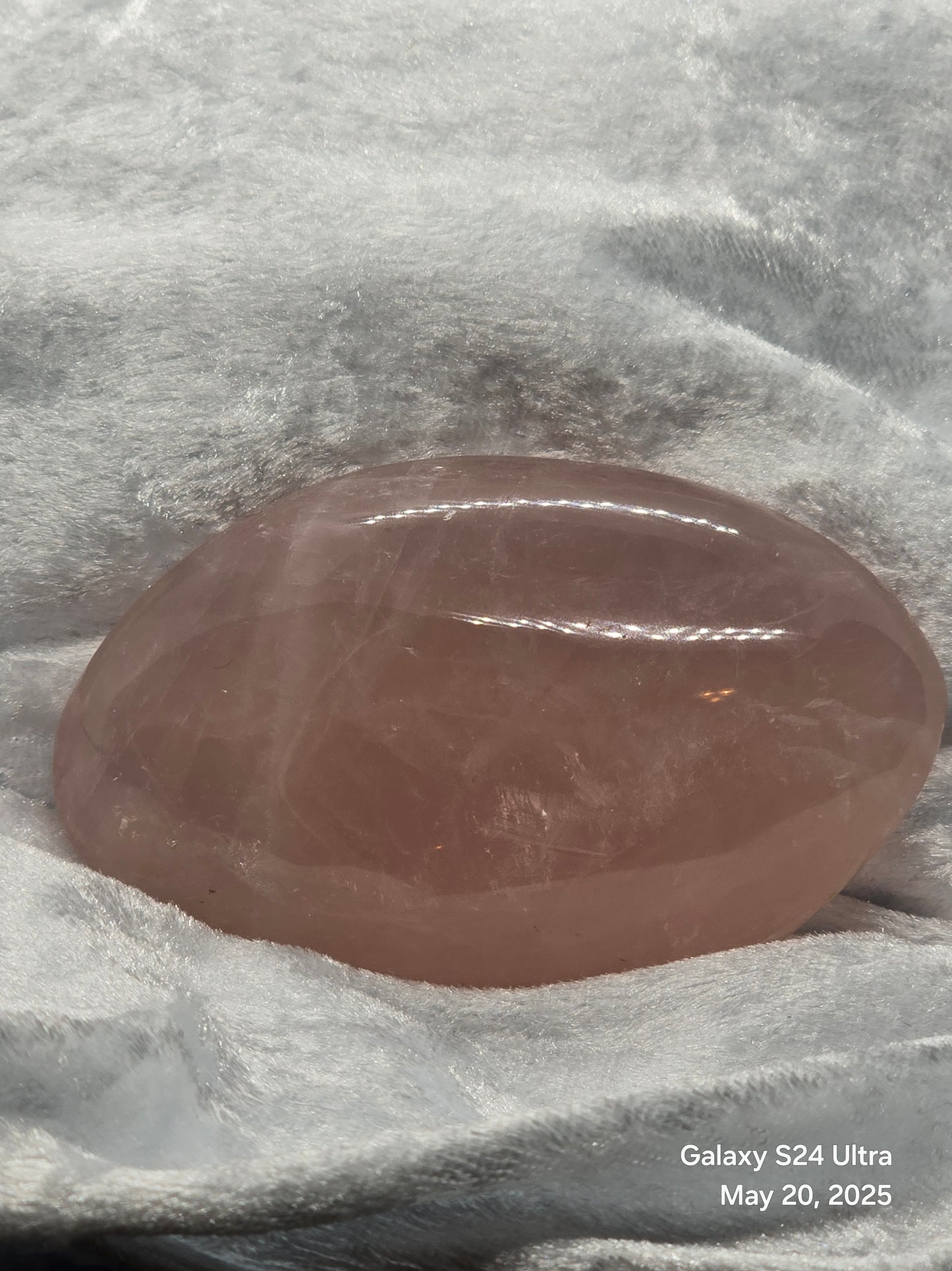 ROSE QUARTZ PALM STONES